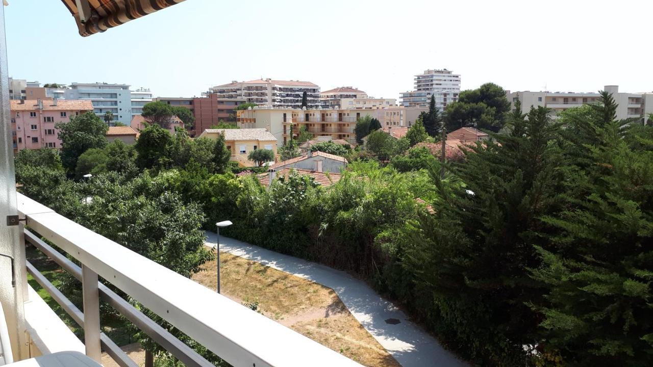Fréjus plage T2, piscine, parking, plages à 200m Esterno foto